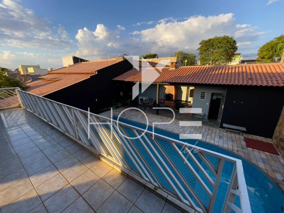 Imagens do imóveis Sobrado com piscina à Venda – 276m² Internos – 5 Quartos – Jardim Silvino – Zona Leste – Cambé/PR