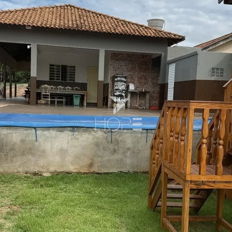 Imagens do imóveis Chácara à Venda no Condomínio Santa Rhut – 300m² Construídos – 3 Quartos (1 Suíte) – Sertanópolis/PR