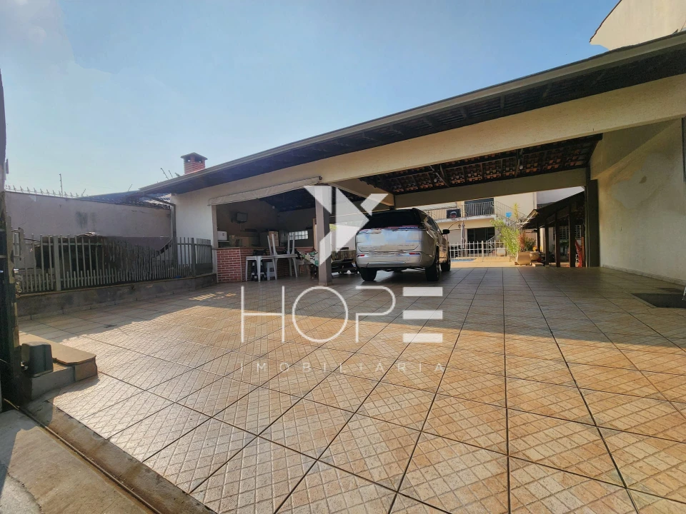 Imagens do imóveis Sobrado à Venda 5 Quartos – Bairro Coliseu – Zona Norte Londrina PR