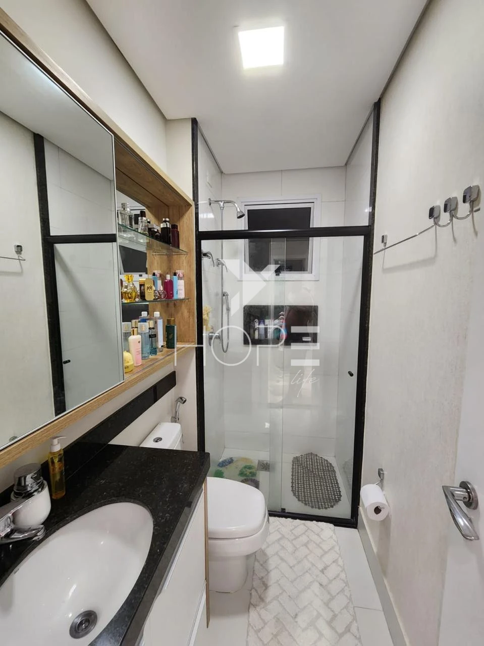 Imagens do imóveis APARTAMENTO UPTOW - 2 QUARTOS (1 SUÍTE) - 76m² - 2 VAGAS DE GARAGEM - GLEBA PALHANO - LONDRINA PR