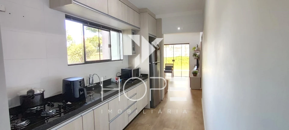 Casa à venda – 151 m² de área total – 72 m² privativos – Condomínio Estância Cabral – Cambé/PR