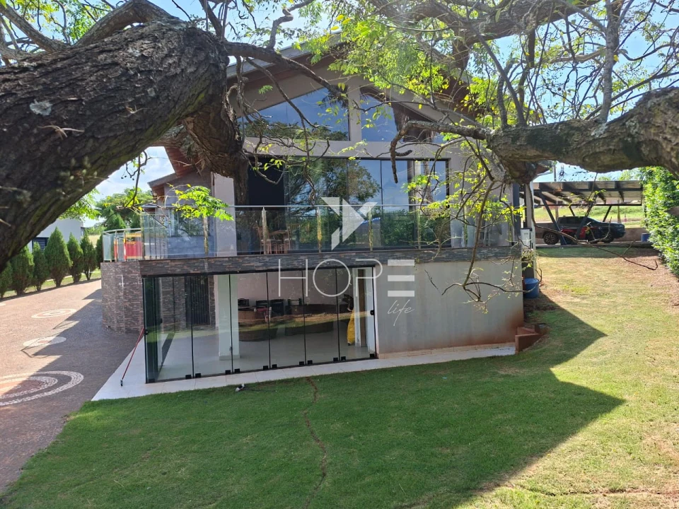 Imagens do imóveis Chácara de alto padrão à venda com 4 suítes – Condomínio Porto das Águas – Porecatu/PR