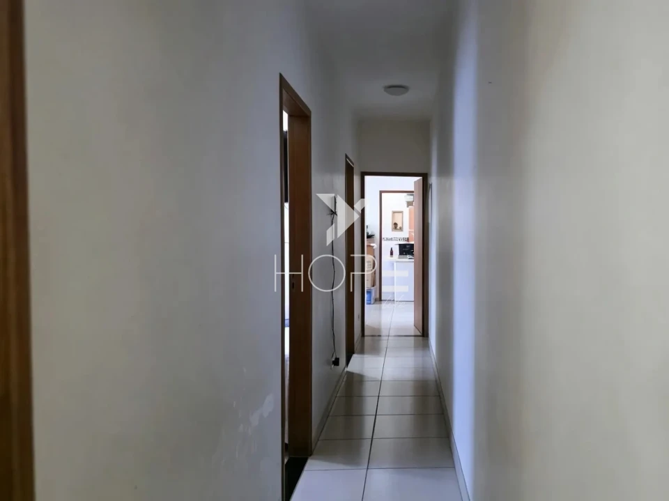 Imagens do imóveis Casa geminada à venda - 81 m² - 3 quartos - 1 suíte - Jardim Montecatini - Região Leste - Londrina PR