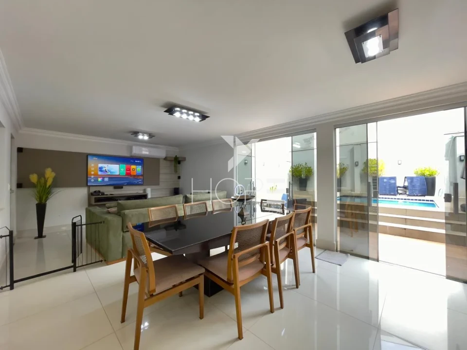 Imagens do imóveis Sobrado em Condomínio à Venda – 315m² – 4 Quartos (1 Suíte) – Vale das Araucárias – Parque Residencial Alcântara – Zona Sul – Londrina/PR