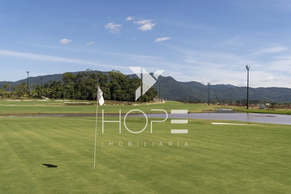 Imagens do imóveis Terreno Golf All Resort – Porto Belo em condomínio à venda 992,90m² privativos 1.000m² total – Costa Esmeralda