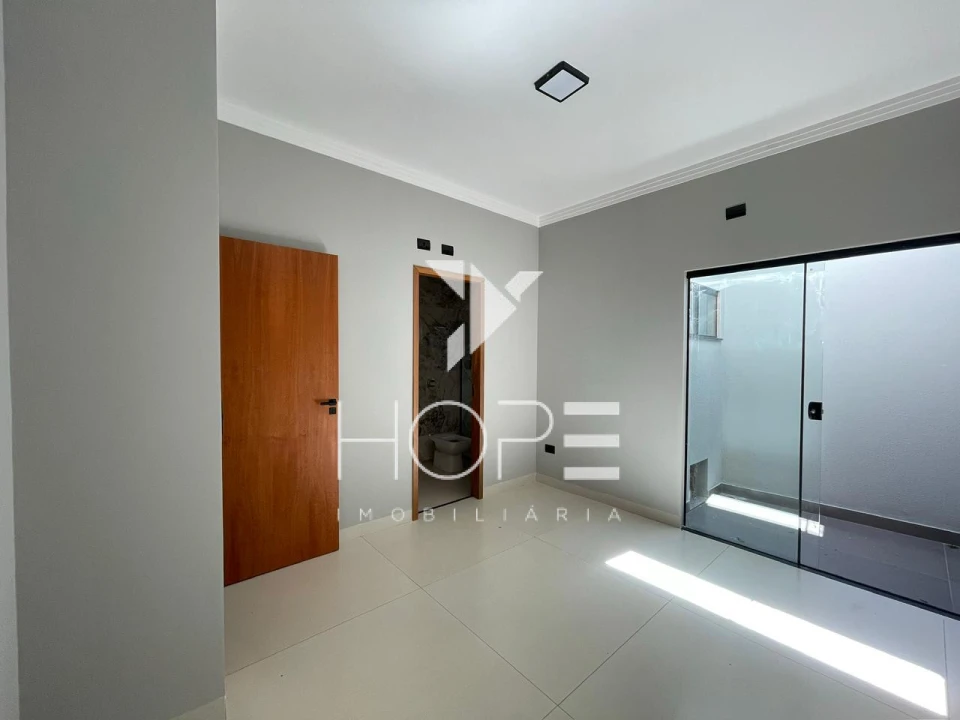 Casa à Venda – 202m² – Jardim Aeroporto – Londrina/PR