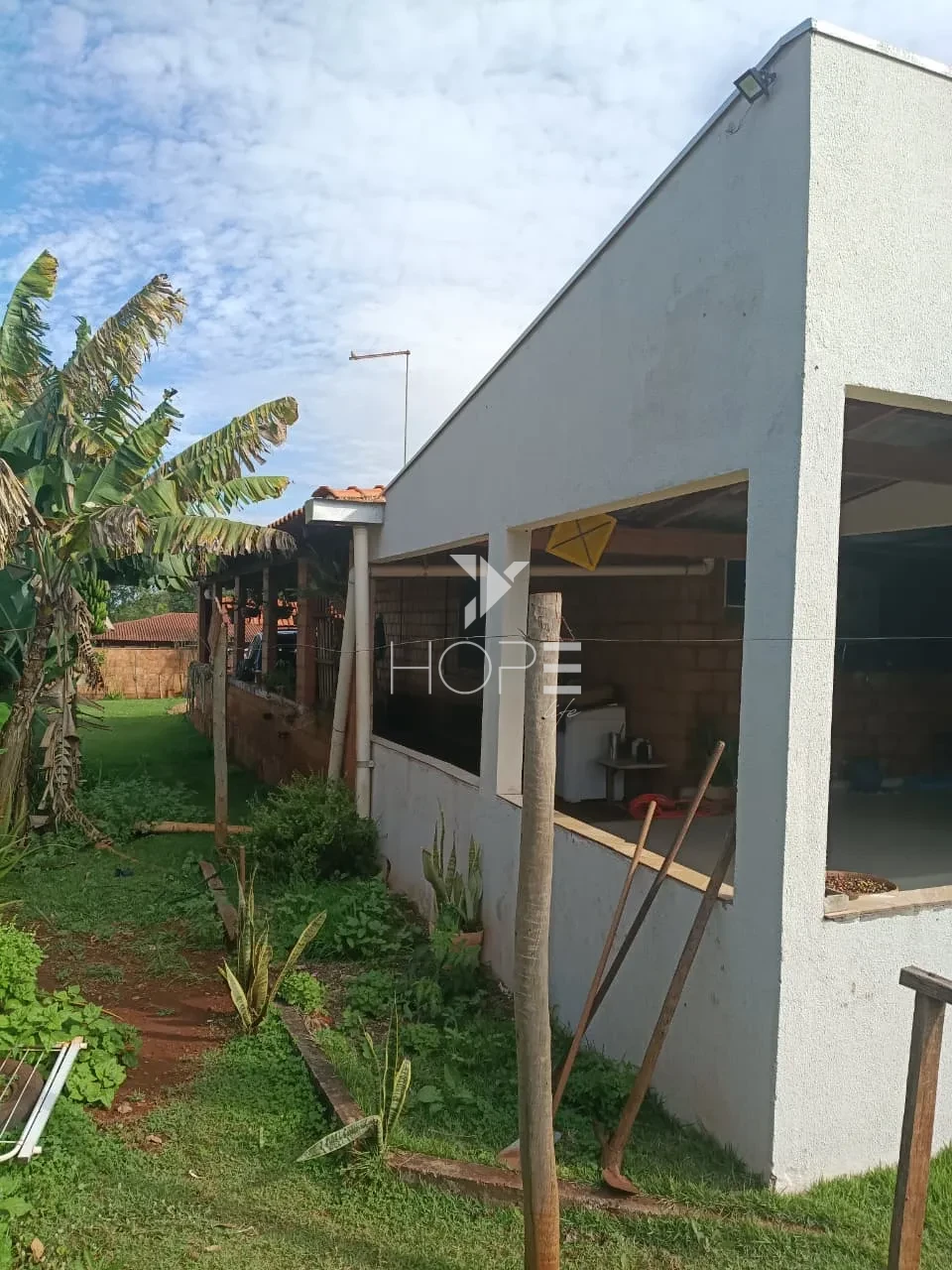 Imagens do imóveis Chácara à venda - 3 quartos - 1 suíte - área gourmet - próxima à represa - Alvorada do Sul PR