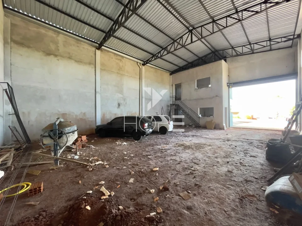 Imagens do imóveis Barracão Comercial à Venda e Locação – 238m² – Chácara Santa Maria – Cambé/PR