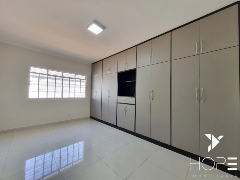 Imagens do imóveis Casa térrea à venda – 196m² – 4 quartos com suíte – Jardim Roveri – Zona Leste – Londrina/PR