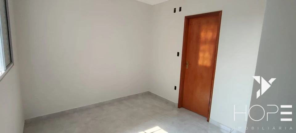 Casa geminada à venda – 03 dormitórios – Gleba Esperança – Londrina/PR