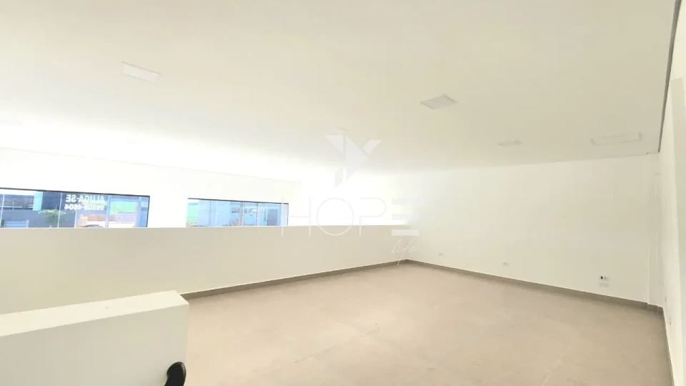 Imagens do imóveis SALA/ LOJA comercial para alugar - 160m² com mezanino - no Jardim Ecoville Cambé