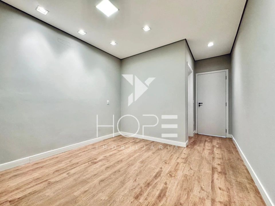 Sobrado Novo de 3 Suítes à Venda no Araçari – Parque Tauá – Londrina