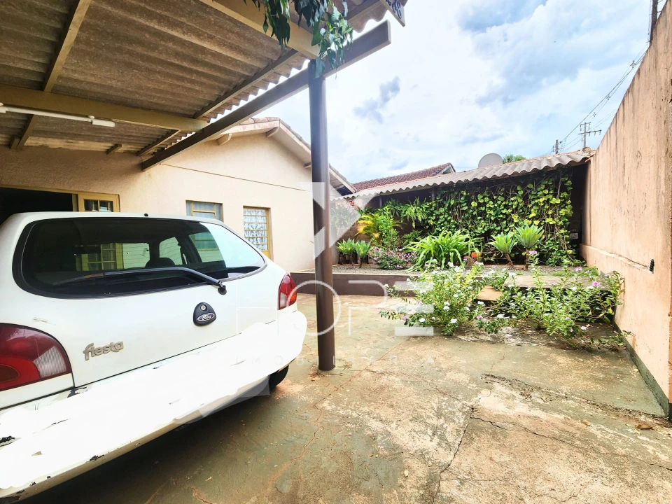 Imagens do imóveis Casa à Venda de 198 m² no Conjunto Semíramis  – Londrina/PR