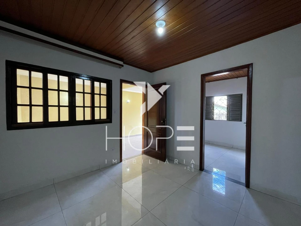 Imagens do imóveis Casa para Venda e Locação - 3 Quartos (1 Suíte) - Zona Norte - Londrina/PR