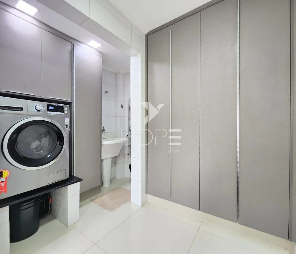Condomínio Castelo Branco - apartamento à venda com 100m² - 3 quartos - 2 banheiros - 1 vaga - Jardim Bela Itália - Cambé PR