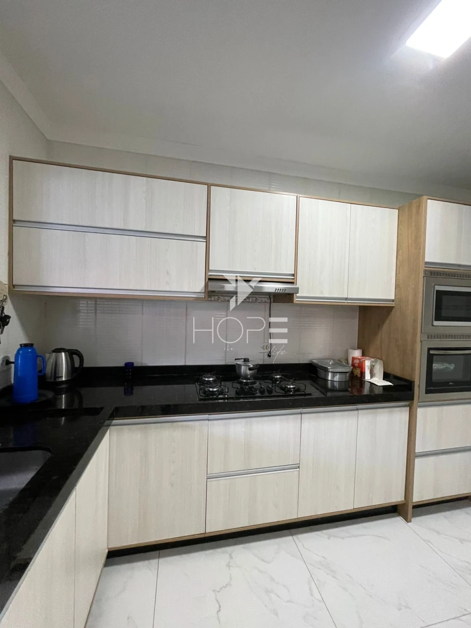 Imagens do imóveis Sobrado à venda com 380m² - 4 quarto - 3 banheiros - 3 vagas - Jardim Ibi Aram - Ibiporã/PR