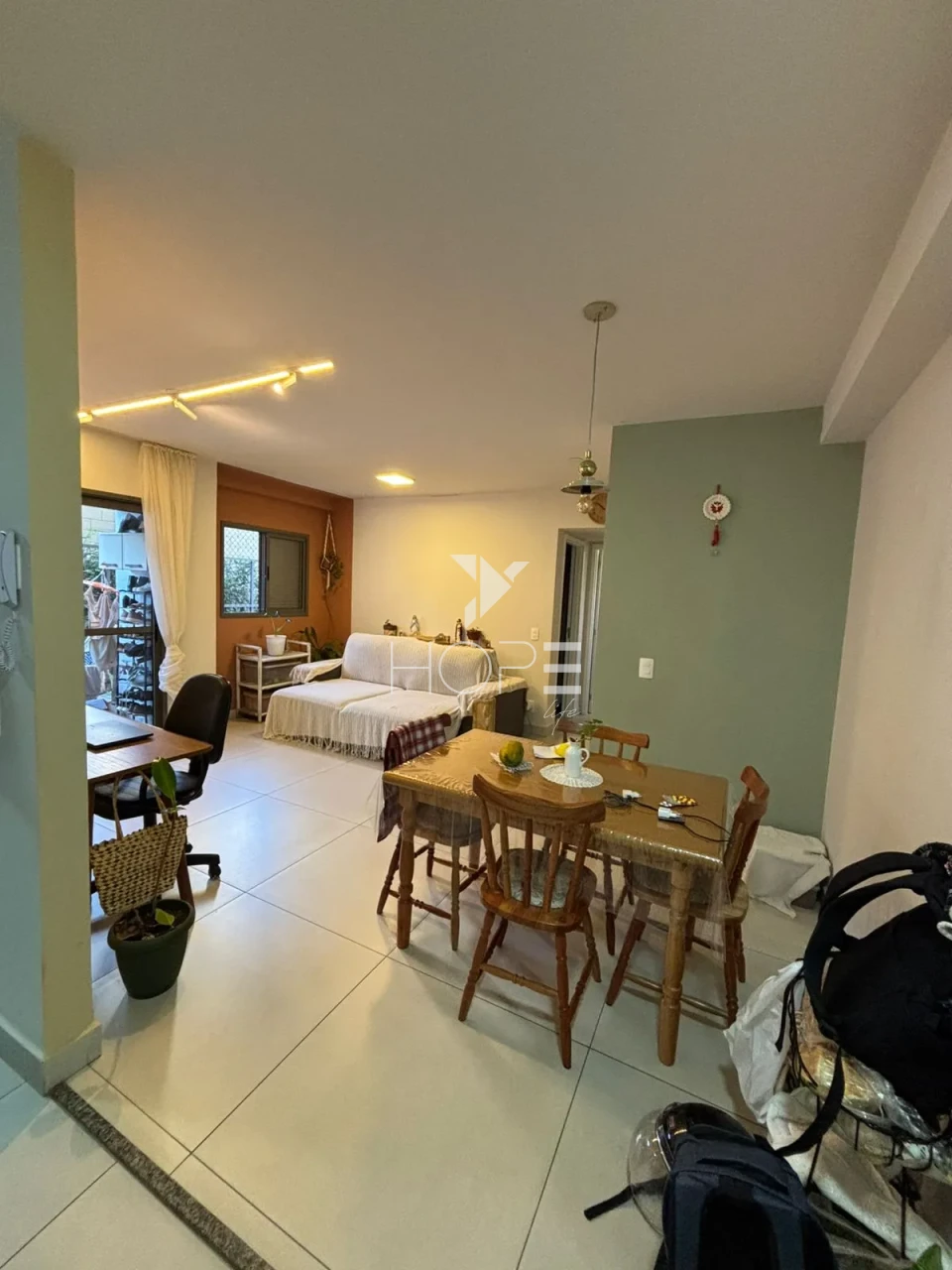 Imagens do imóveis Edifício Sunny Downtown - apartamento garden à venda com 105m² - 2 quartos (1 suíte) - 1 vaga - Centro - Londrina PR