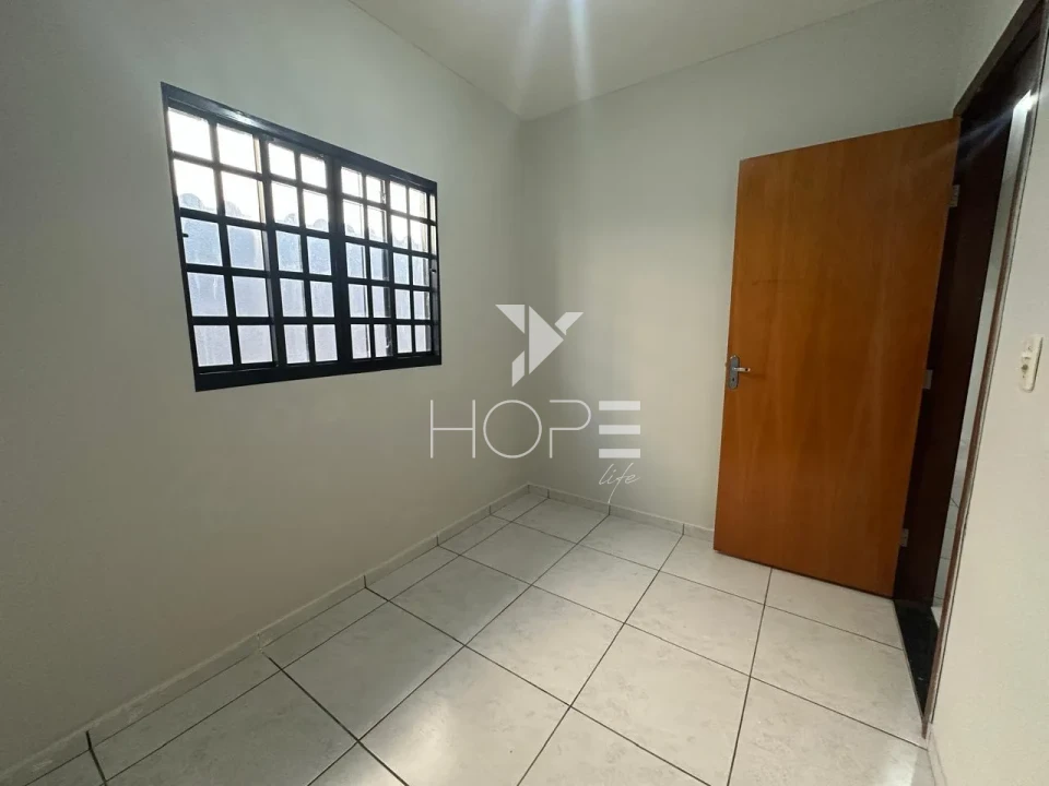 Imagens do imóveis Casa Geminada à venda  03 quartos - 67 m² com quintal - Jd. Columbia - Londrina/Pr.