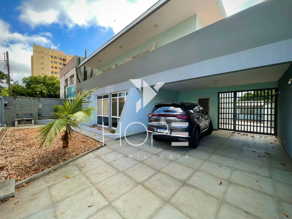 Sobrado Comercial e Residencial para Venda e Locação – 5 Quartos (2 Suítes) – Centro – Londrina/PR 