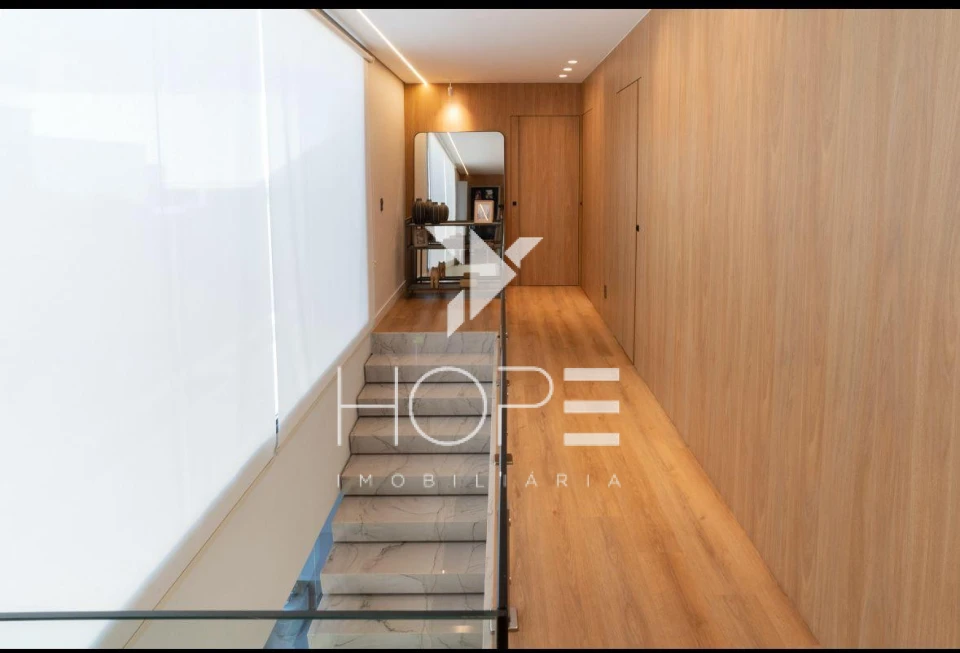 Imagens do imóveis SOBRADO NOVO  280M² DE AREA UTIL, COM 4 QUARTOS, SENDO 4 SUITES-  PARA LOCAÇÃO - CONDOMINIO ROYAL BOULEVARD - IBIPORÃ