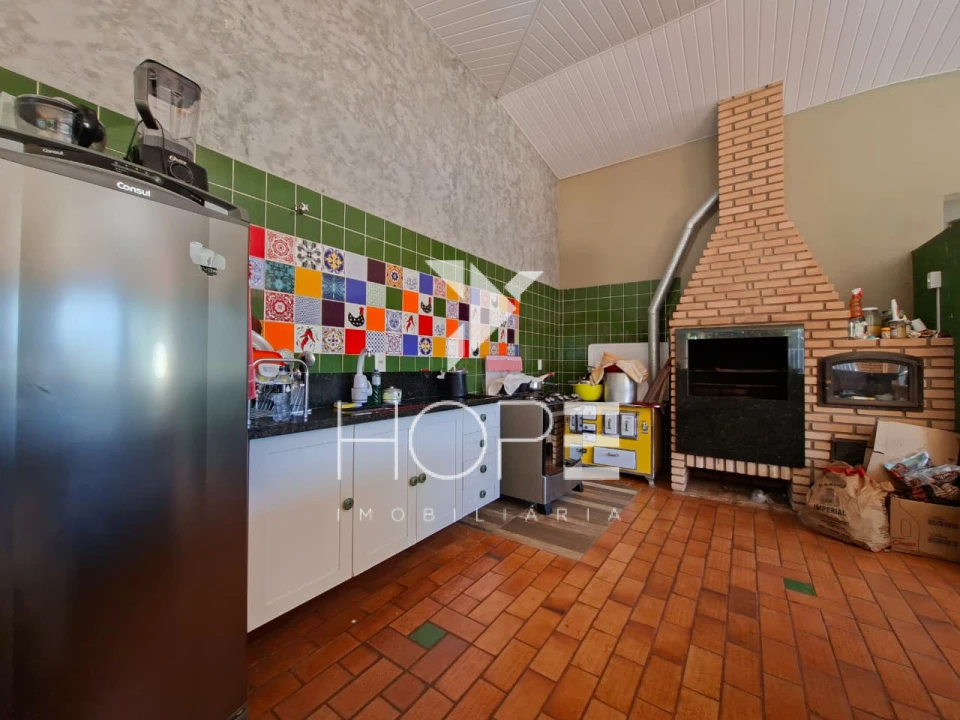 Imagens do imóveis Chácara de Alto Padrão à Venda – 2 Casas – Acesso ao Rio Paranapanema – Alvorada do Sul/PR