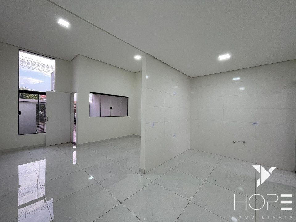 CASA TÉRRE 2 QUARTOS | 80m², Próx. Av. Saul Elkind - Jardim dos Estados - (Londrina)
