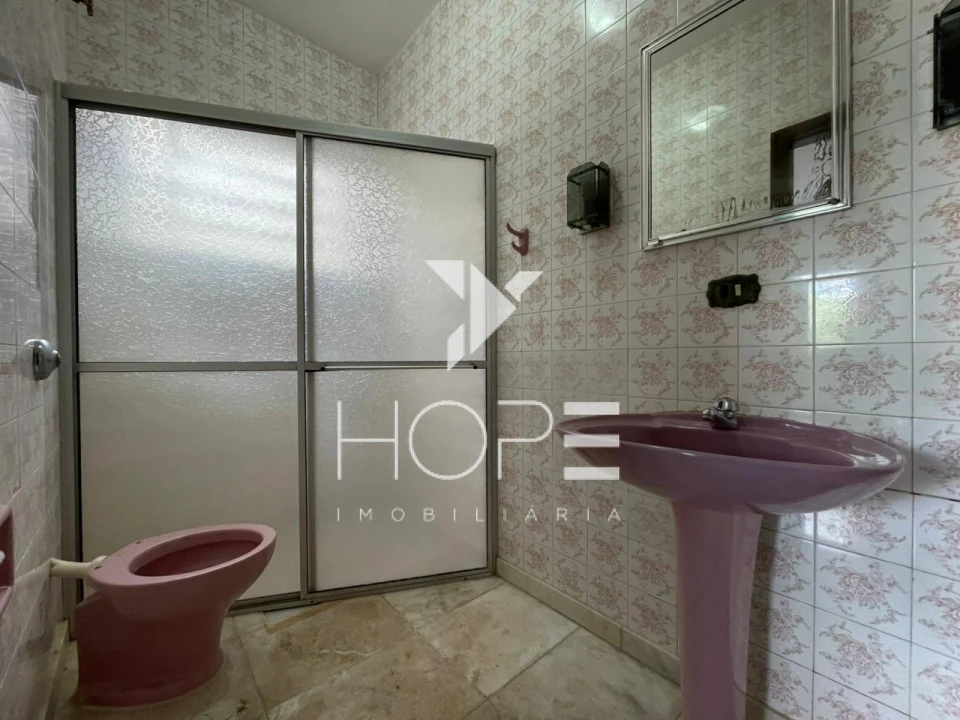 Sobrado com Edícula para Venda e Locação – 5 Quartos – Jardim Londrilar – Centro – Londrina/PR