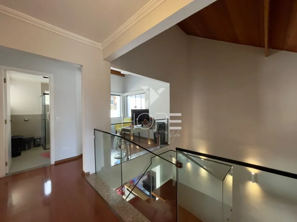 Sobrado em Condomínio à Venda – 261m² – 3 Quartos (1 Suíte) – Vale das Araucárias – Parque Residencial Alcântara – Zona Sul – Londrina/PR