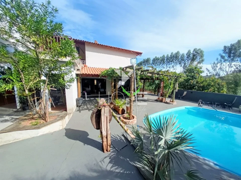 Imagens do imóveis Chácara à venda com 17.000m² - 5 quartos - 4 banheiros - 10 vagas - Estrada do Limoeiro - Londrina PR