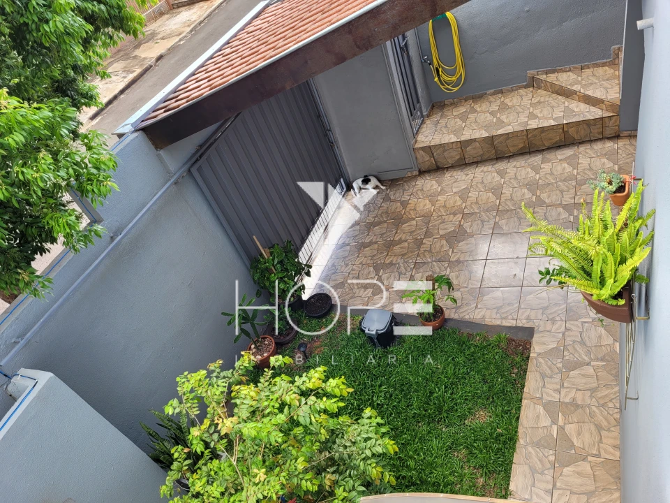 Imagens do imóveis Sobrado com 2 quartos e edícula à venda no Jardim Silvino – Cambé/PR