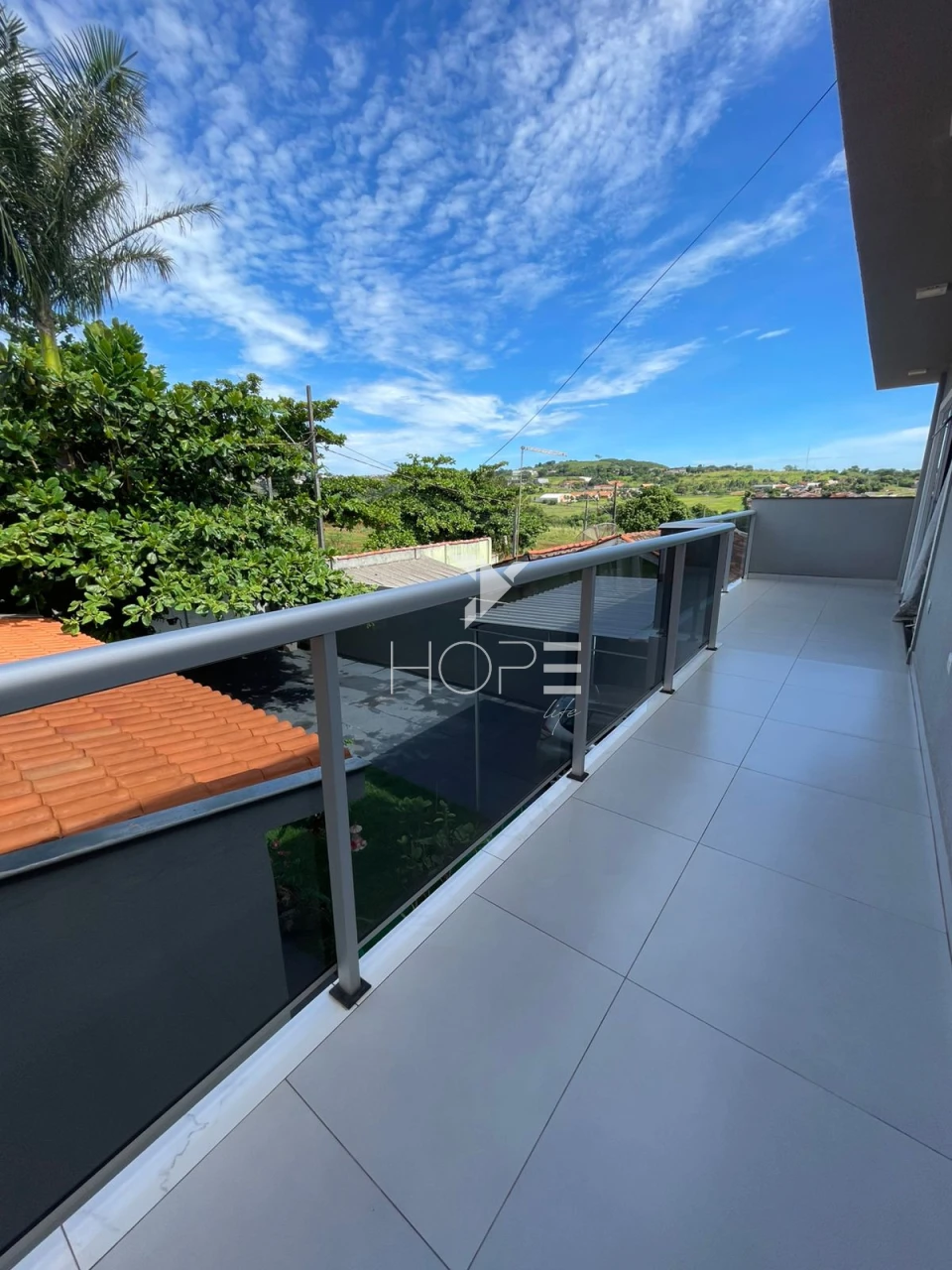 Imagens do imóveis Sobrado à venda com 380m² - 4 quarto - 3 banheiros - 3 vagas - Jardim Ibi Aram - Ibiporã/PR