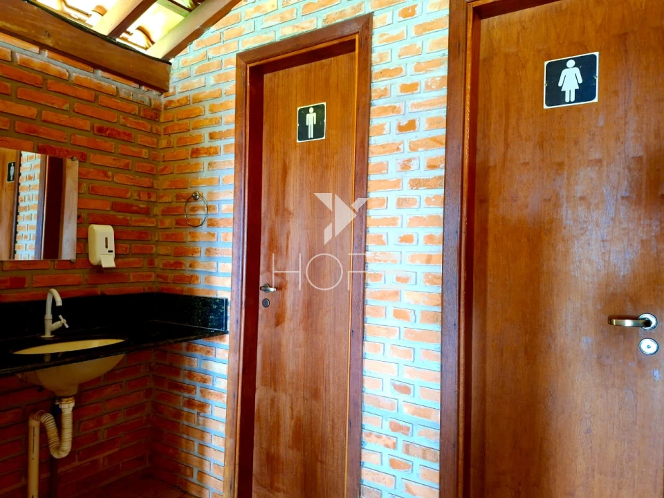 Imagens do imóveis Condomínio Riviera do Poente - chácara à venda com 1.300 m² - 2 quartos - 1 suíte - 4 vagas -  piscina - Alvorada do Sul PR