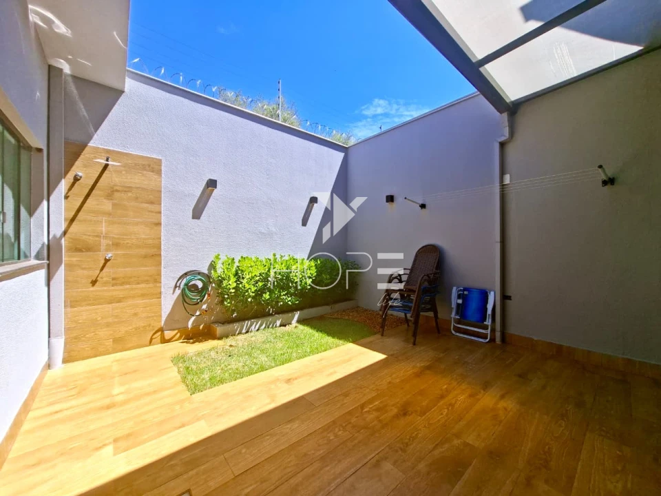 Imagens do imóveis Sobrado em Condomínio à Venda – 3 Quartos (1 Suíte) – 157m² – Residencial Heimtal Park – Londrina/PR