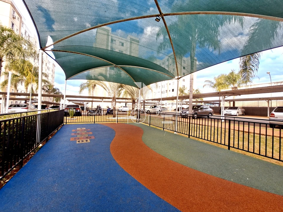 Imagens do imóveis Condomínio Lagoa Dourada - Apartamento à venda com 43m² - 2 quartos - último andar - semi mobiliado - acquaville  - Londrina PR