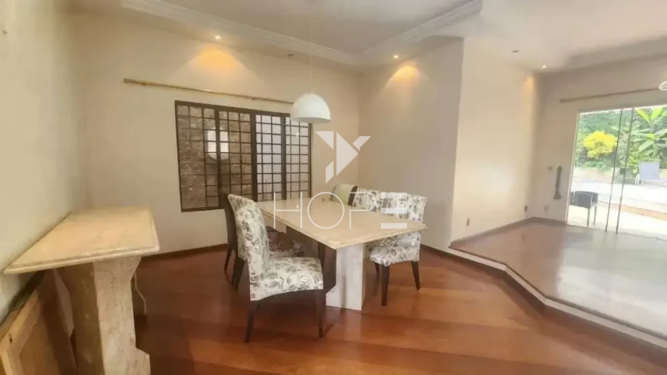 Imagens do imóveis Sobrado para locação com 350 m² - 4 quartos - piscina - próximo à Avenida Maringá - Quebec -Londrina PR
