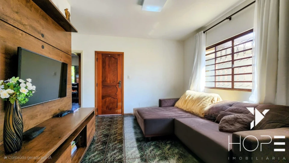 Imagens do imóveis Casa Térrea à Venda – 2 Quartos (1 Suíte) – 170m² – Jardim Califórnia – Londrina
