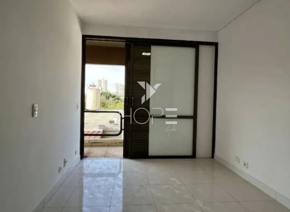 Imagens do imóveis Casa comercial para locação com 500 m² - 12 salas - piscina - quadra esportiva - Centro - Londrina PR