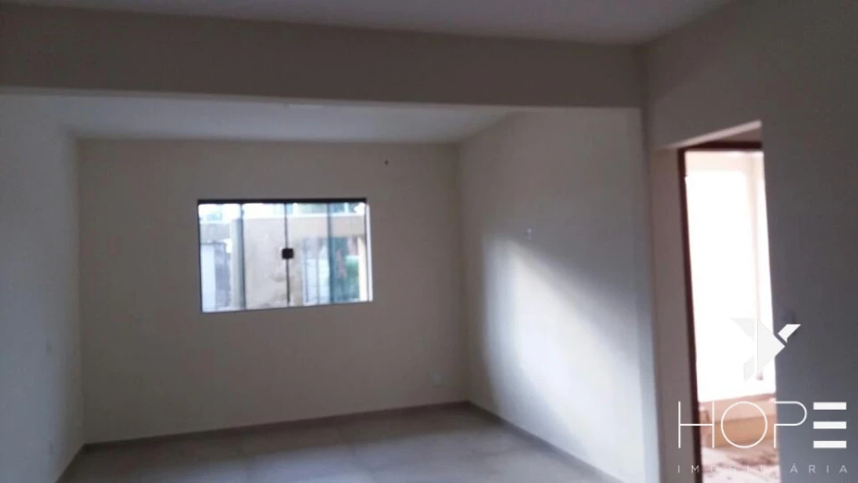 Imagens do imóveis Sobrado à venda – 145m² – 3 quartos com suíte – Conjunto Padre Bernardo Merckel – Arapongas/PR