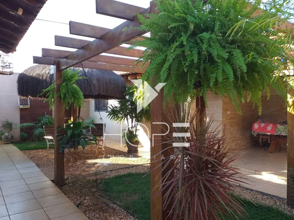 Casa à venda – 3 quartos – Jardim Monte Castelo II – Cambé/PR