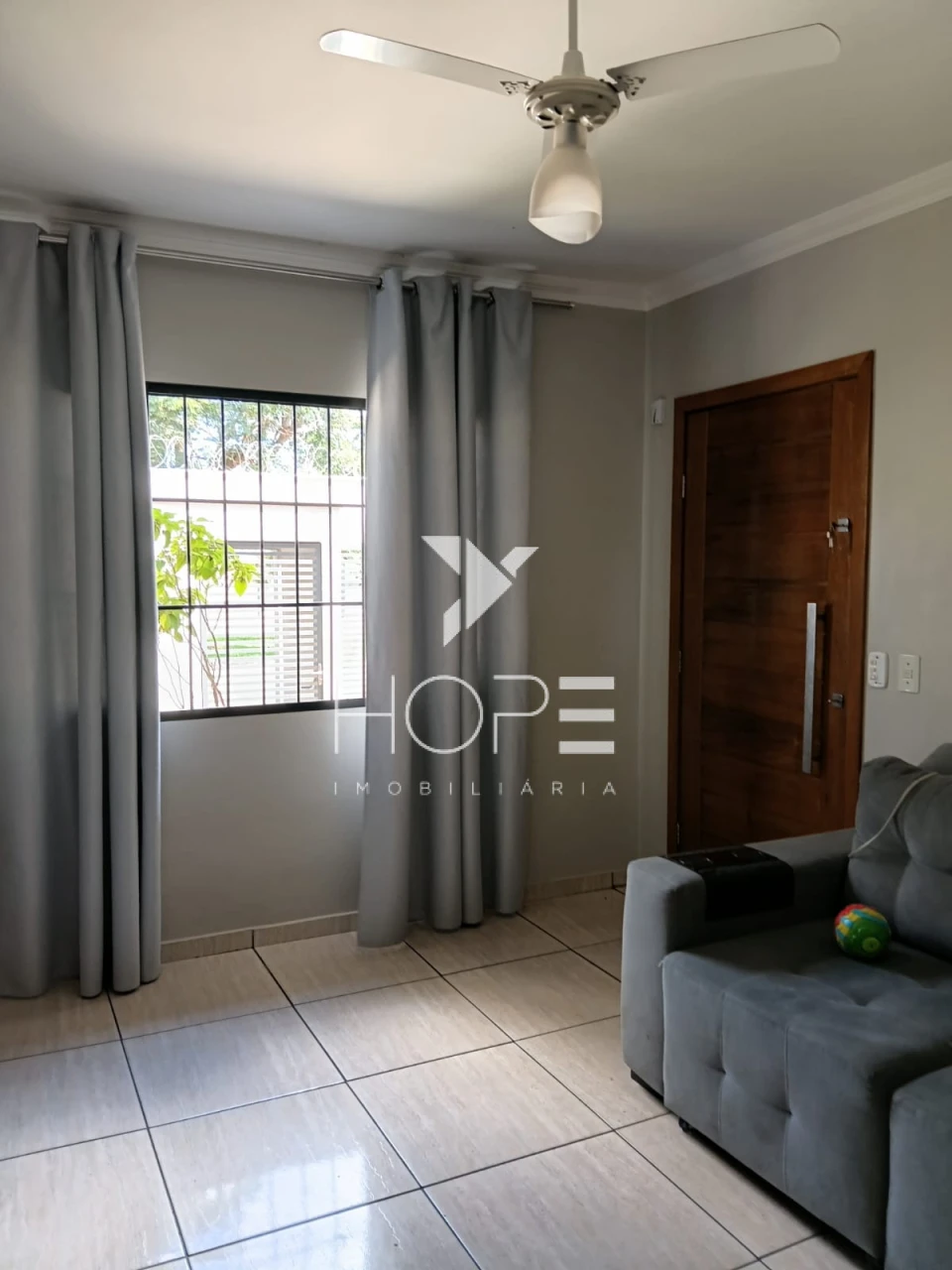 Casa com Edícula à Venda – 286m² – 4 Quartos (2 Suíte) – Bandeirantes – Zona Oeste – Londrina/PR