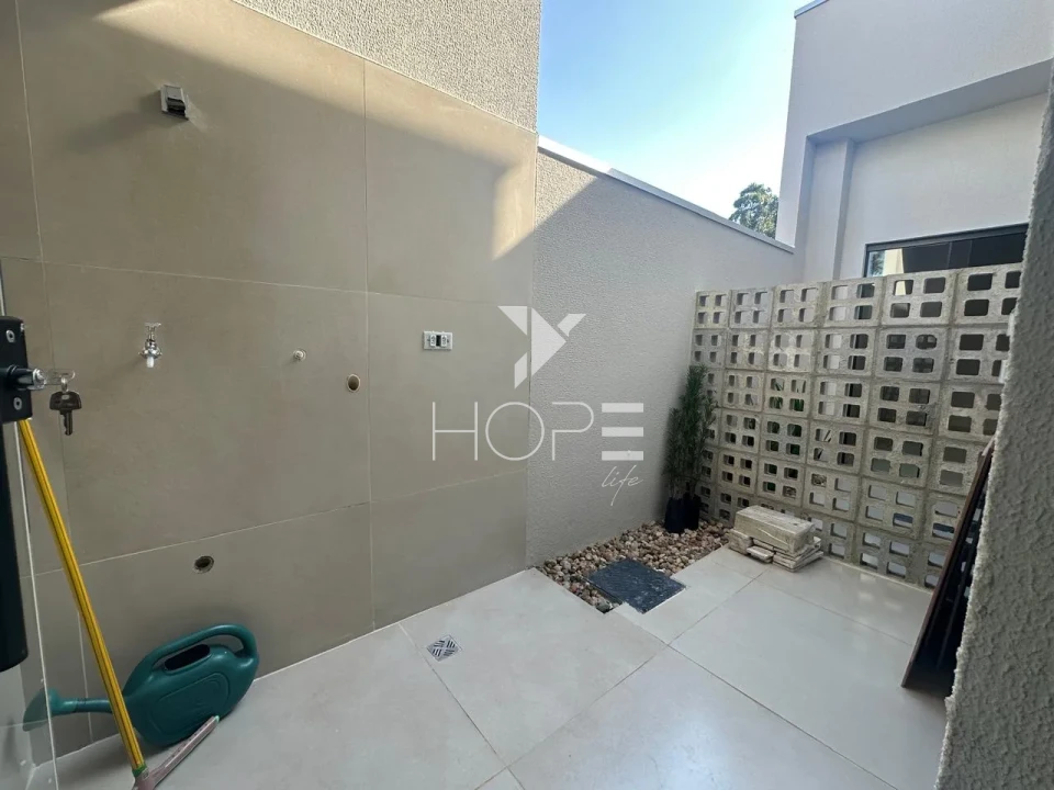 Imagens do imóveis Casa à venda com 3 quartos ( 1 suíte)  - Jardim Pequena Londres – 82 m² – Zona Leste - Londrina/PR
