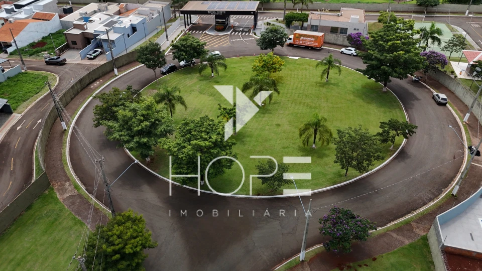 Casa em construção à Venda no Condomínio Royal Norte - 103m² Internos - 3 Quartos (1 Suíte) - Zona Norte - Londrina/Pr