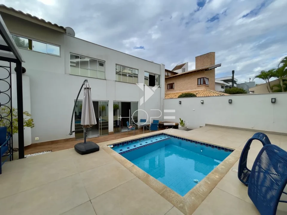 Imagens do imóveis Sobrado em Condomínio à Venda – 315m² – 4 Quartos (1 Suíte) – Vale das Araucárias – Parque Residencial Alcântara – Zona Sul – Londrina/PR