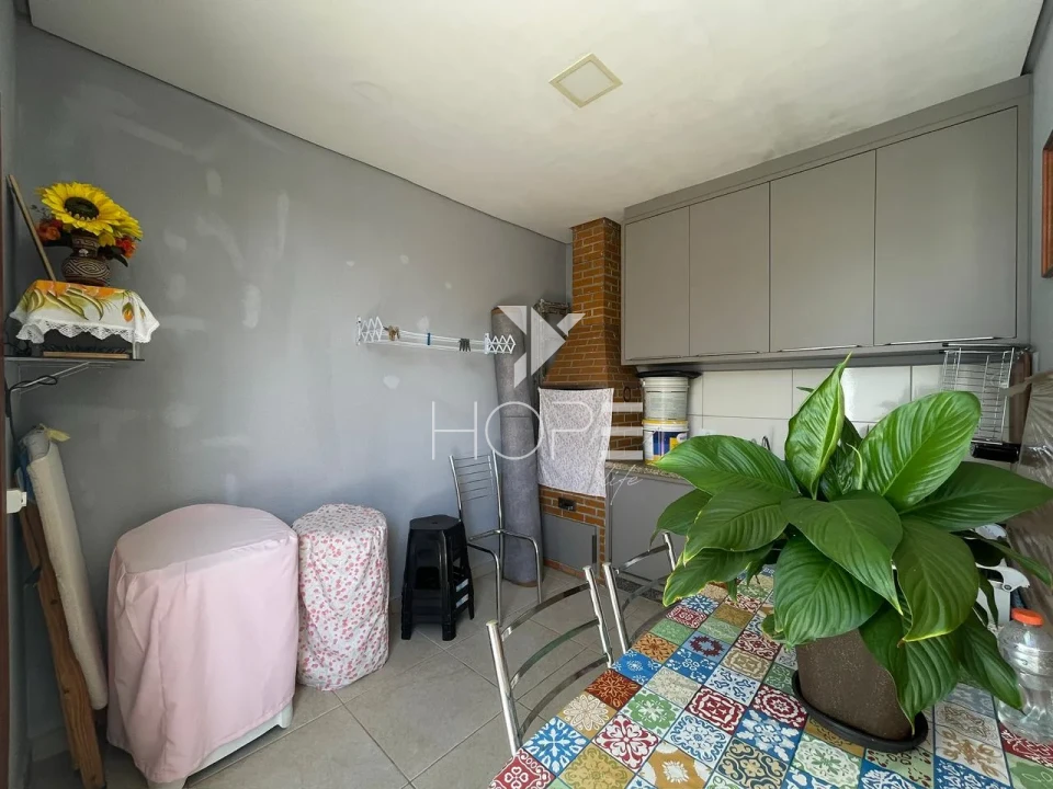 Imagens do imóveis CASA A VENDA CHAMONIX - 3 DORMITÓRIOS (1 SUÍTE) - 125m² - R$ 490.000,00