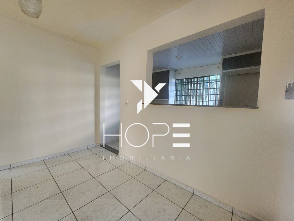 Casa com edícula à venda no Bairro Ouro Verde, Londrina, PR