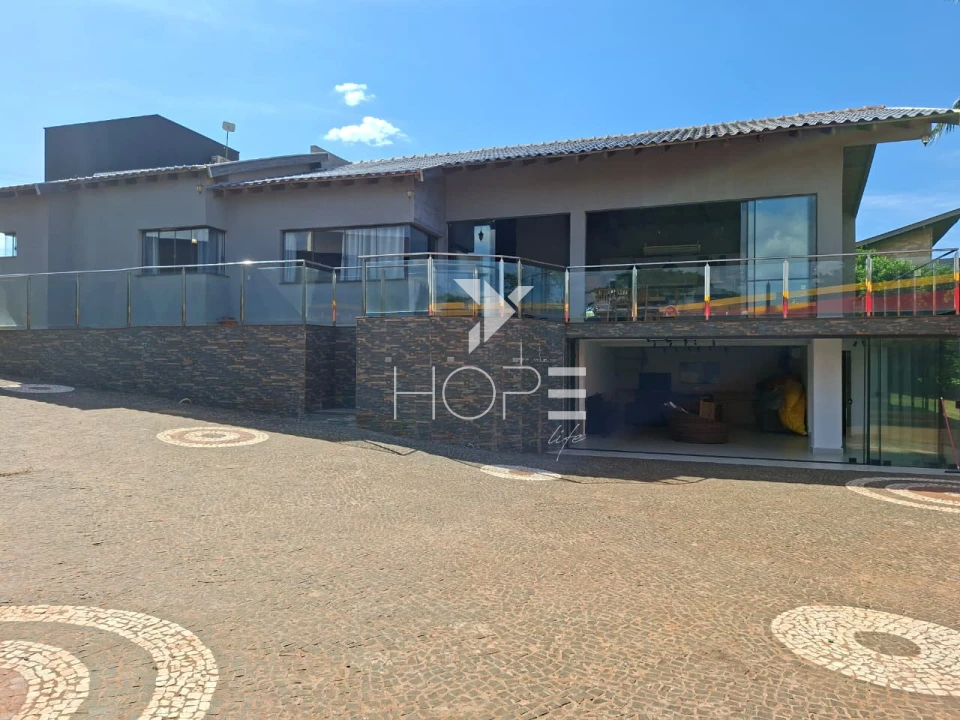 Imagens do imóveis Chácara de alto padrão à venda com 4 suítes – Condomínio Porto das Águas – Porecatu/PR