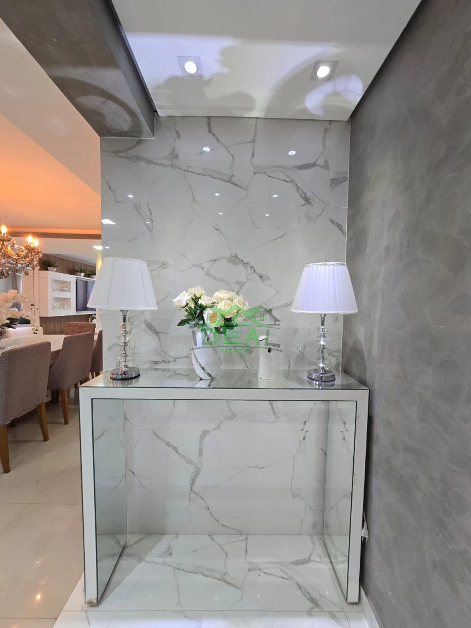 Imagens do imóveis Sobrado para Alugar no Condomínio Recanto City Anastácio, Piscina e Espaço Gourmet