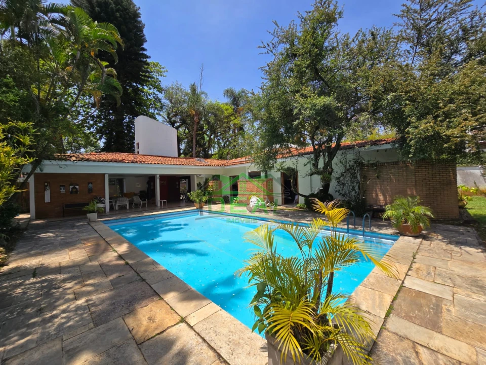 Casa para Venda no Boaçava, 1150m², Piscina e Churrasqueira