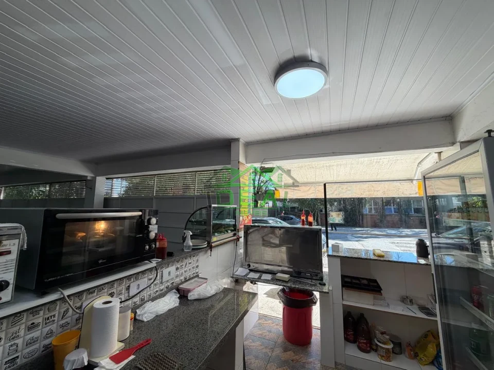 Imagens do imóveis 2 Casas para Venda na Lapa, 500m² terreno, 12 Frente