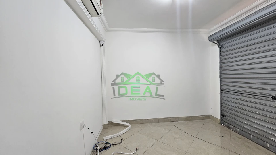 Imagens do imóveis Salão Comercial para Locação em Pinheiros, Restaurante, Farmácia, entre outros